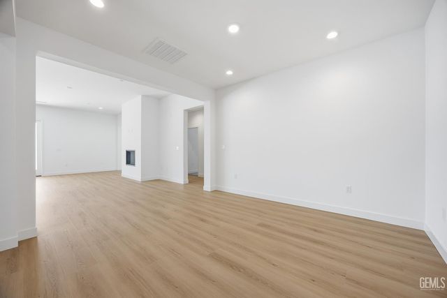 12911 Altair Court, Bakersfield, CA 93312