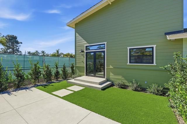 1065 Buena Vista, Carlsbad, CA 92008