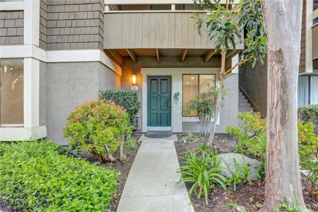 93 Streamwood, Irvine, CA 92620