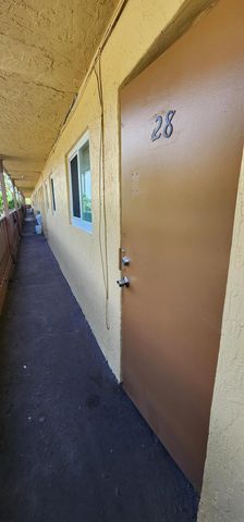 620 NW 7th Avenue 28, Pompano Beach, FL 33060