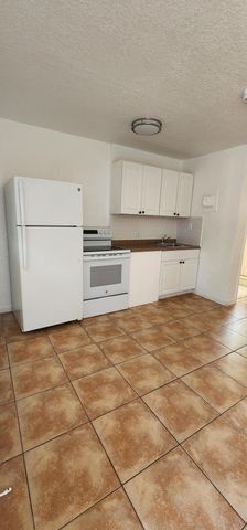 620 NW 7th Avenue 28, Pompano Beach, FL 33060
