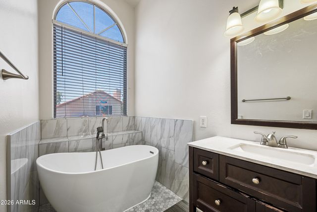 921 W Sun Coast Dr Drive, Gilbert, AZ 85233