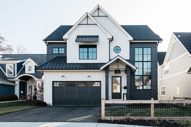 837 N Loomis Street, Naperville, IL 60563