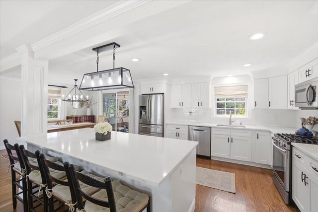 137 Robert Rd, Dedham, MA 02026