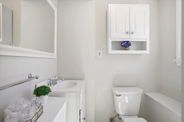 137 Robert Rd, Dedham, MA 02026