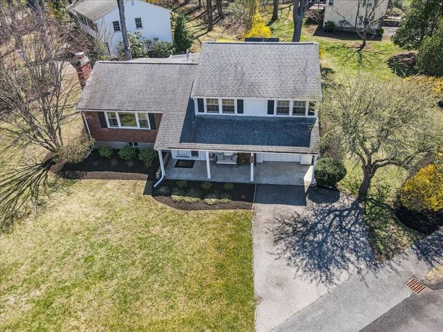 137 Robert Rd, Dedham, MA 02026