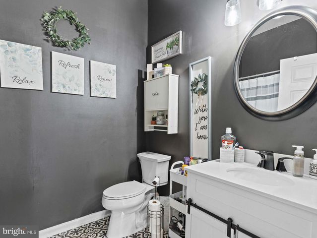 1155 TRISTRAM CIR, Mantua, NJ 08051