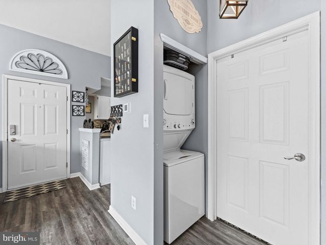 1155 TRISTRAM CIR, Mantua, NJ 08051