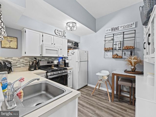 1155 TRISTRAM CIR, Mantua, NJ 08051