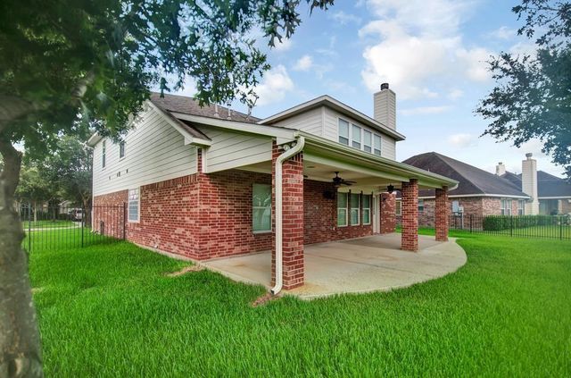 26011 N Lakefair Drive, Richmond, TX 77406