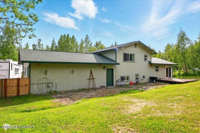 751 W Crestwood Avenue, Wasilla, AK 99654