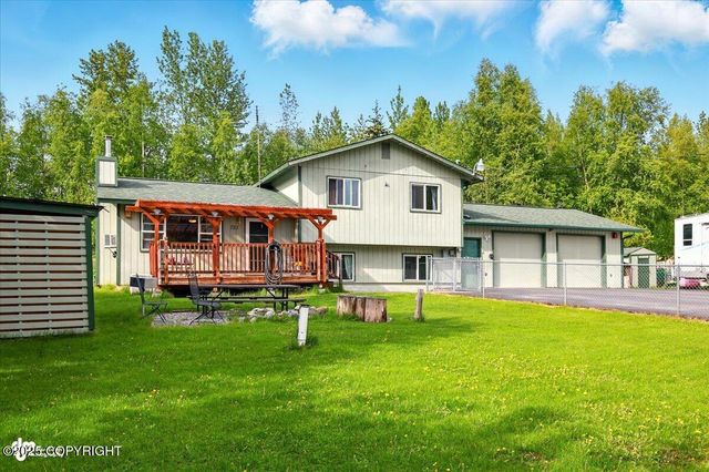 751 W Crestwood Avenue, Wasilla, AK 99654
