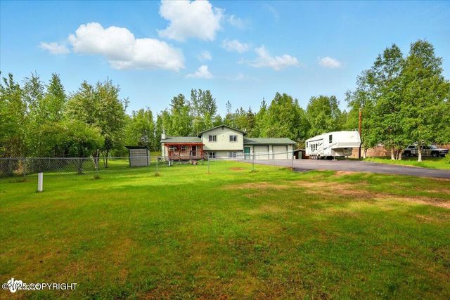 751 W Crestwood Avenue, Wasilla, AK 99654