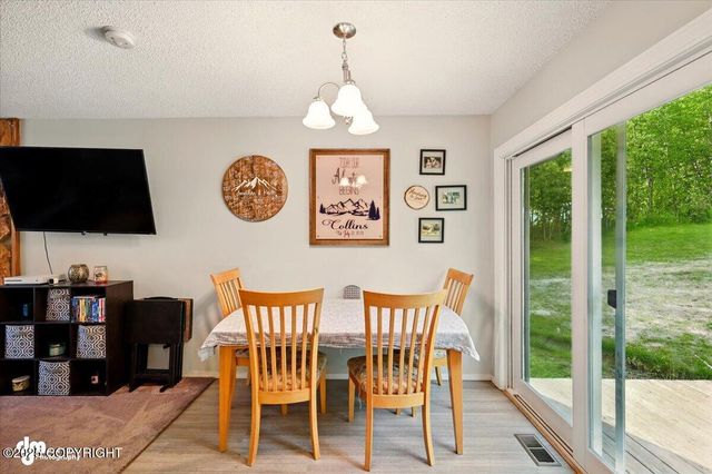 751 W Crestwood Avenue, Wasilla, AK 99654