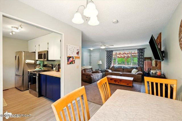 751 W Crestwood Avenue, Wasilla, AK 99654