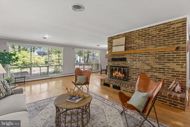 1001 HARBOUR DR, Stafford, VA 22554