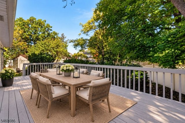 832 Creslyn Ct, Union Twp., NJ 07083