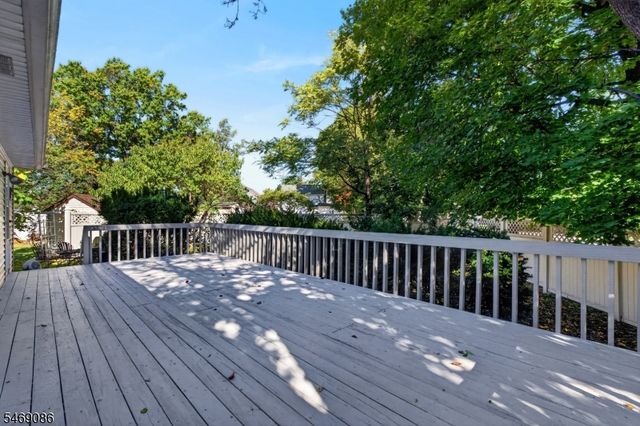 832 Creslyn Ct, Union Twp., NJ 07083