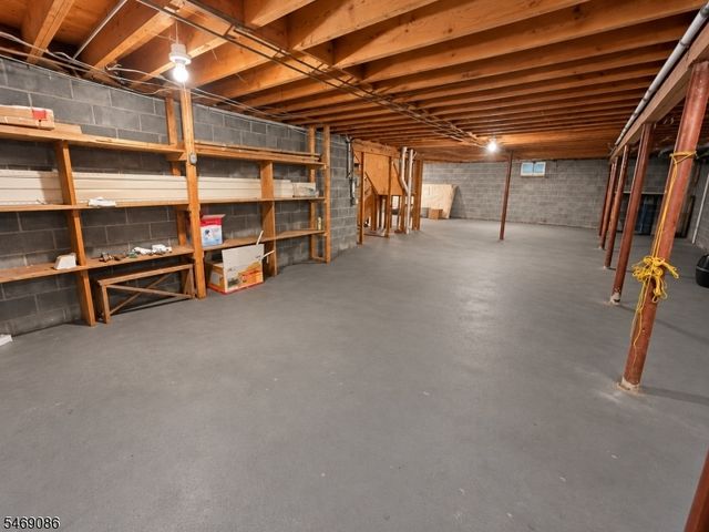 832 Creslyn Ct, Union Twp., NJ 07083