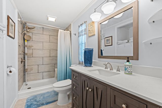 34 Spinnaker Ln., Murrells Inlet, SC 29576