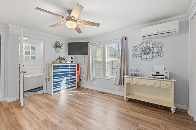 34 Spinnaker Ln., Murrells Inlet, SC 29576