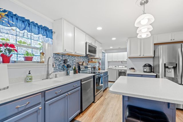 34 Spinnaker Ln., Murrells Inlet, SC 29576