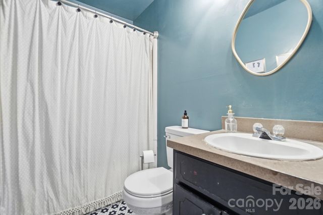 9046 Milton Morris Drive, Charlotte, NC 28227