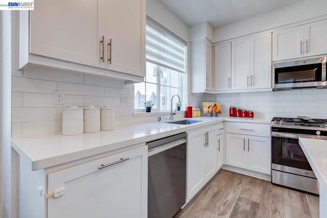 37441 Bowline Rd, Newark, CA 94560