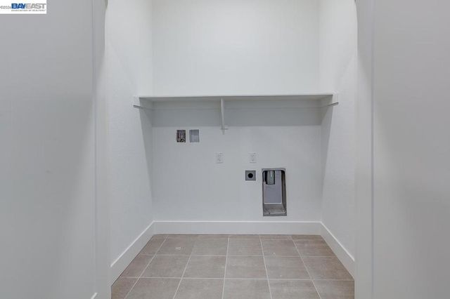 37441 Bowline Rd, Newark, CA 94560
