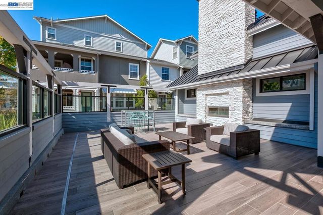 37441 Bowline Rd, Newark, CA 94560