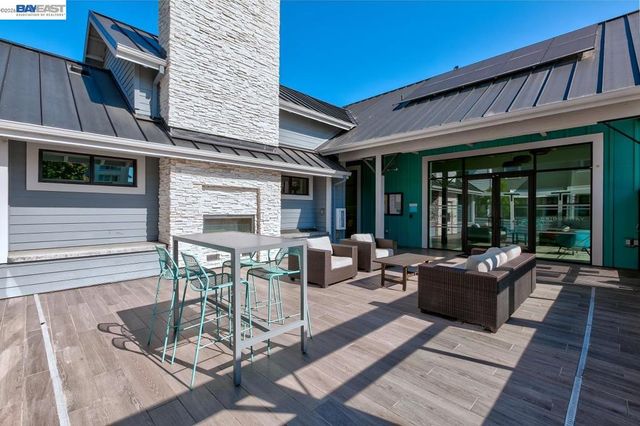 37441 Bowline Rd, Newark, CA 94560