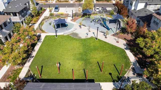 37441 Bowline Rd, Newark, CA 94560