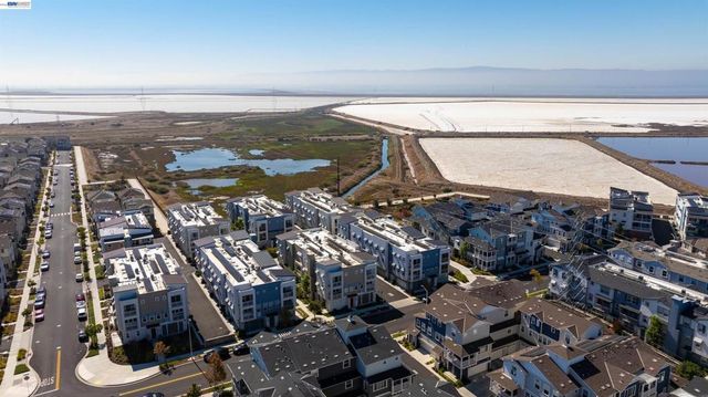 37441 Bowline Rd, Newark, CA 94560