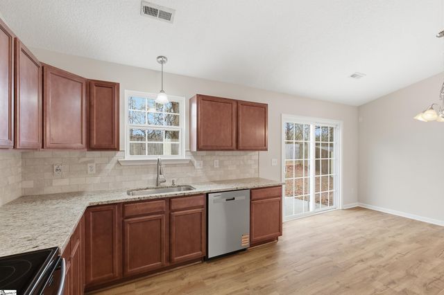 25 Tigris Way, Greenville, SC 29607