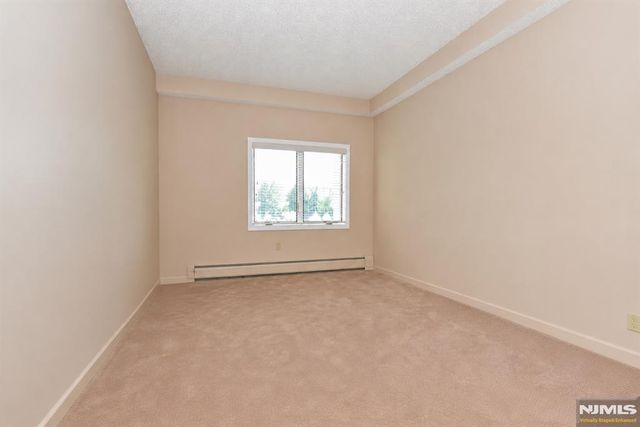 1360 Hamburg Turnpike 207, Wayne, NJ 07470
