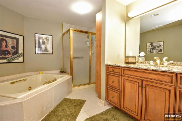 1360 Hamburg Turnpike 207, Wayne, NJ 07470