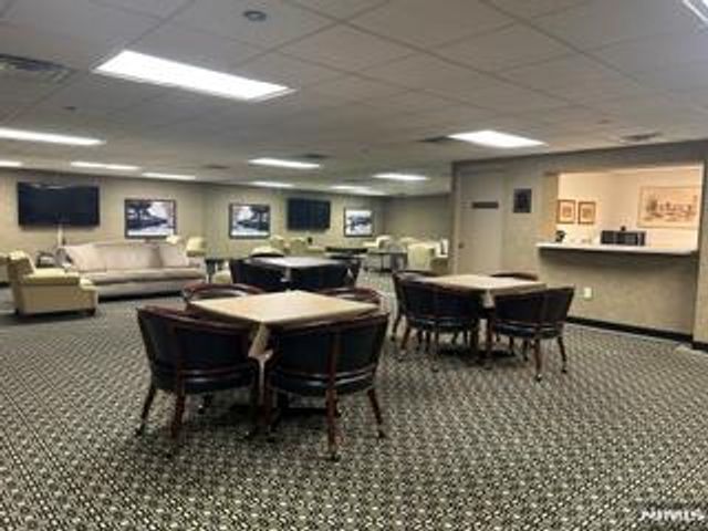 1360 Hamburg Turnpike 207, Wayne, NJ 07470
