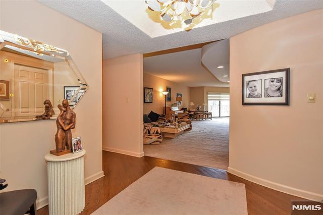1360 Hamburg Turnpike 207, Wayne, NJ 07470