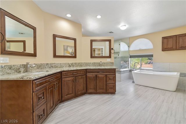 8228 Ocean Terrace Way, Las Vegas, NV 89128