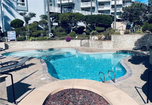 640 The Village, Redondo Beach, CA 90277