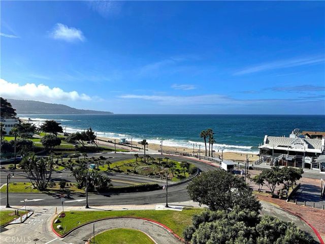 640 The Village, Redondo Beach, CA 90277