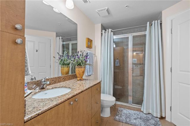 2825 Palm Beach BLVD 213, Fort Myers, FL 33916