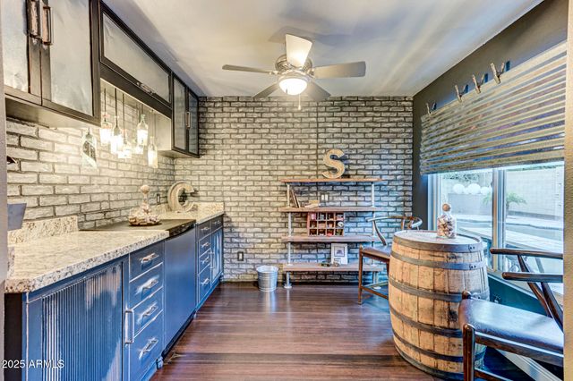 938 E KNIGHT Lane, Tempe, AZ 85284