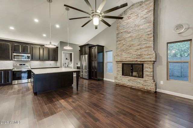 938 E KNIGHT Lane, Tempe, AZ 85284