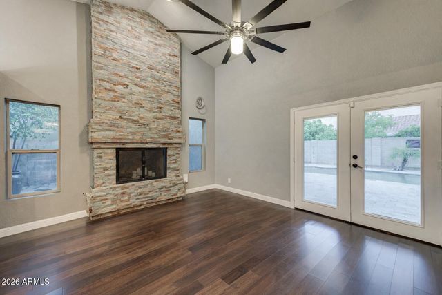 938 E KNIGHT Lane, Tempe, AZ 85284