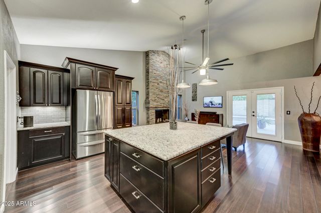 938 E KNIGHT Lane, Tempe, AZ 85284