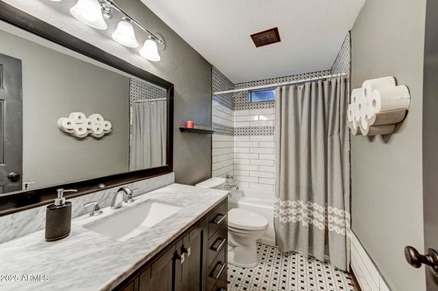 938 E KNIGHT Lane, Tempe, AZ 85284