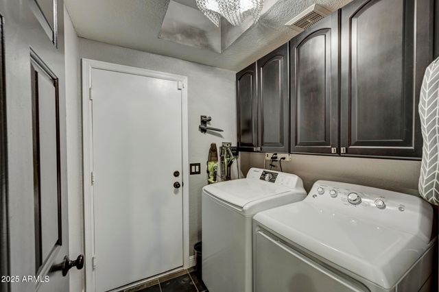 938 E KNIGHT Lane, Tempe, AZ 85284