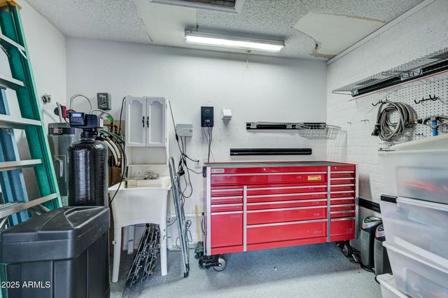 938 E KNIGHT Lane, Tempe, AZ 85284