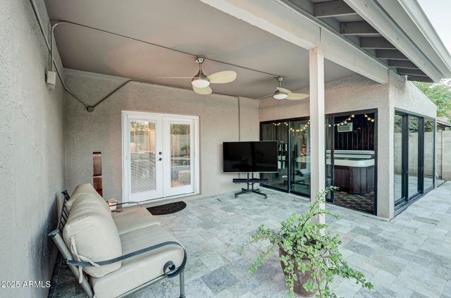 938 E KNIGHT Lane, Tempe, AZ 85284